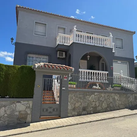 Villa El Embrujo De Granada Gojar